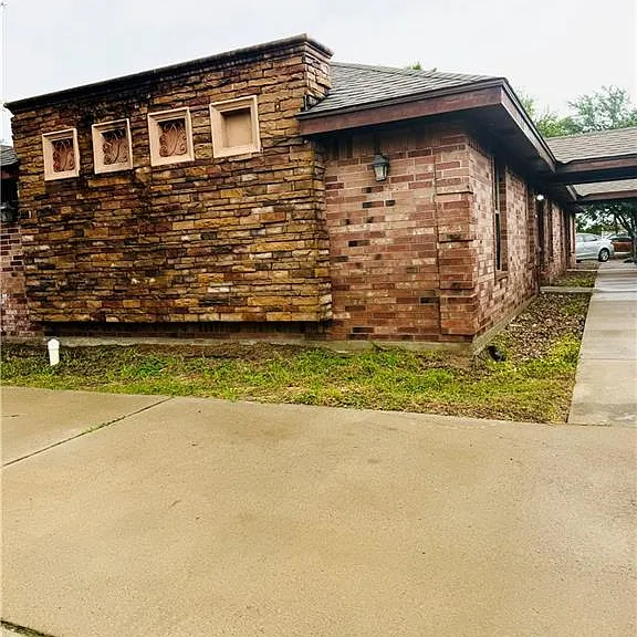 909 E Daffodil Ave #C — Photo 1