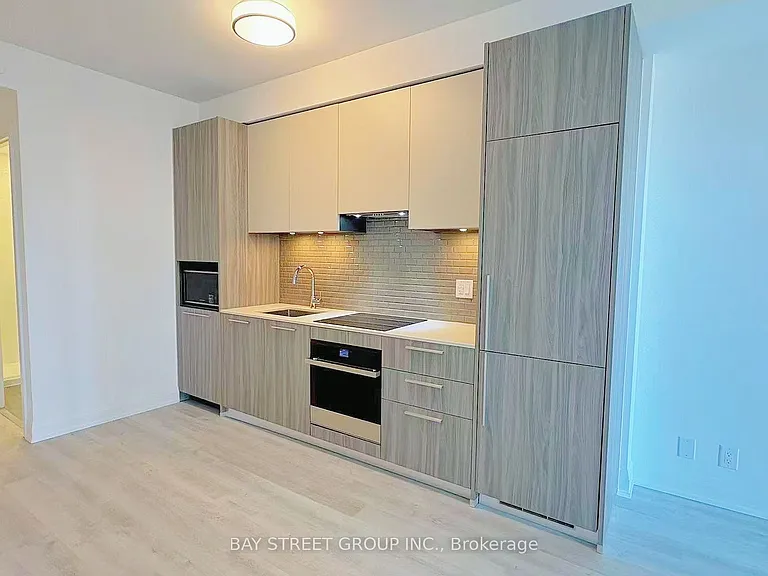 65 Broadway Ave #2502 — Photo 6