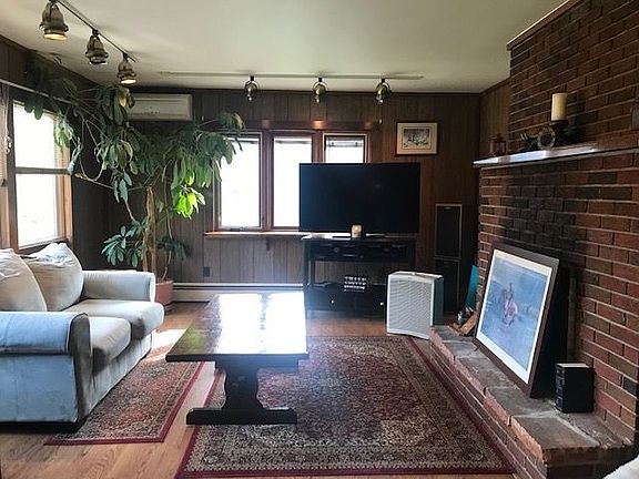 4th image of 10 Cassidy Rd