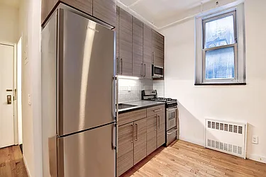 Rented by Urbane Brokerage