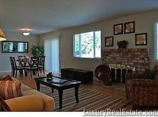 1118 Lincoln Dr, Mountain View, CA 94040