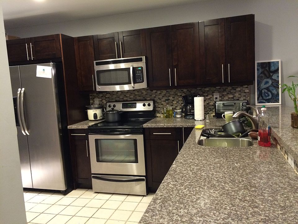 2nd image of 447 Lakeview Dr APT 6
