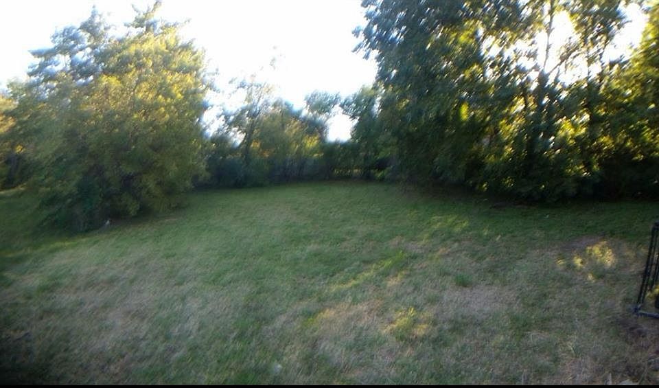 2nd image of 926 NW 99th St