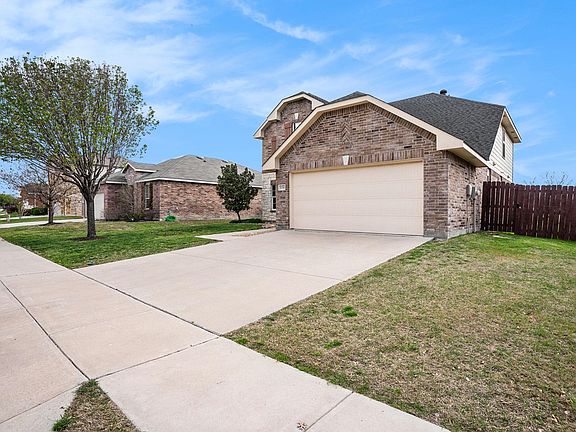 2nd image of 10316 Fossil Valley Dr