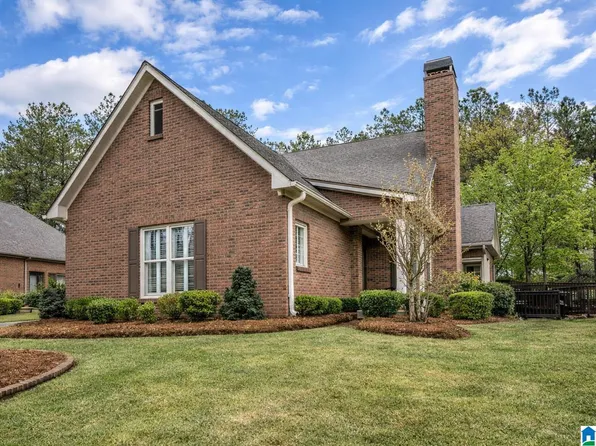 561 Alston Park Dr, Vestavia Hills, AL 35242