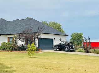 8532 Carrie Smith Rd, Springdale, AR 72762