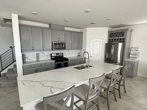 2nd image of 9687 Preston Hill St