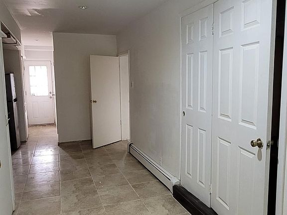 3rd image of 2233 126th St #1F