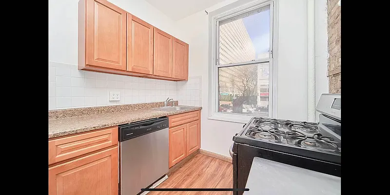 Rented by Compass | media 14