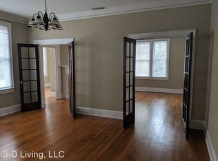 320 E Victory Dr APT 1, Savannah, GA 31405
