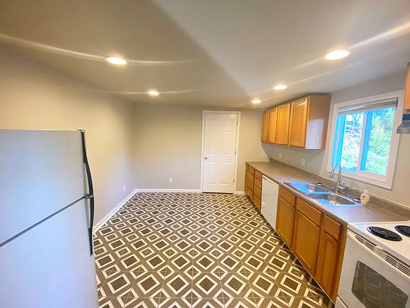 4th image of 2416 15th St APT 1