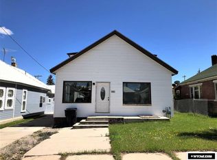 418 Emerald St, Kemmerer, WY 83101