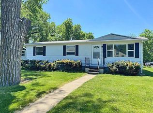 1342 N F St, Broken Bow, NE 68822