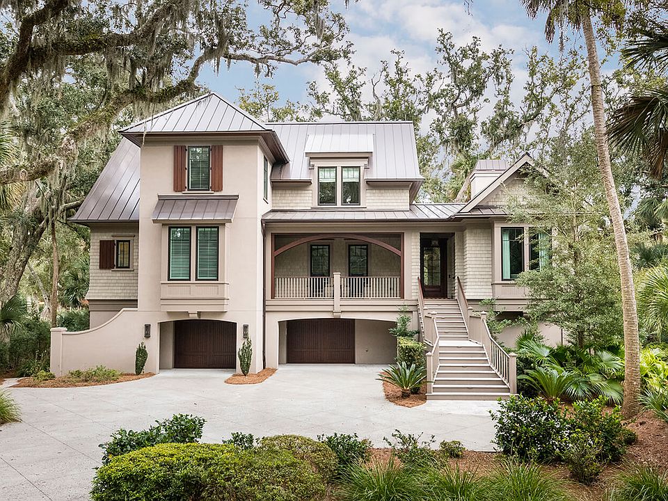 1st image of 423 Sweetspire Ln
