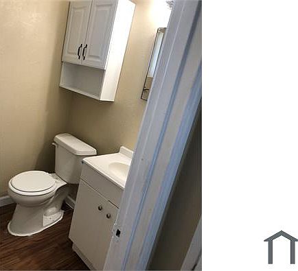 5th image of 1209 N Virginia St