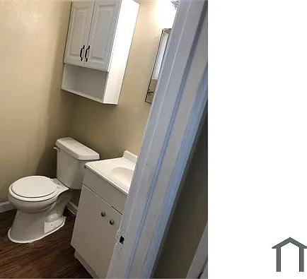 1209 N Virginia St — Photo 5
