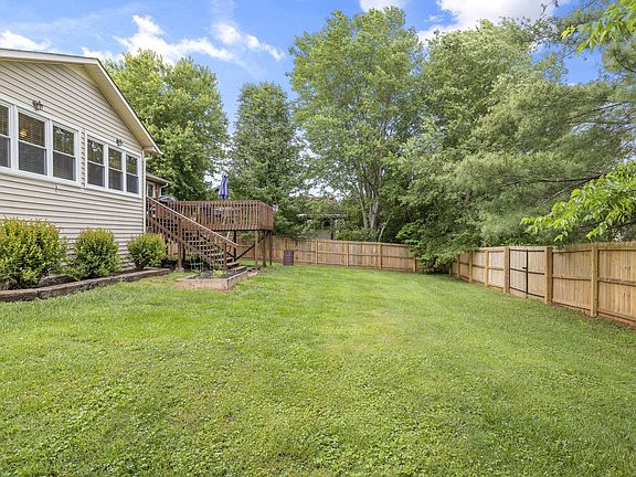 3rd image of 111 Newell Village Dr