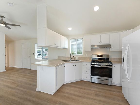 3rd image of 7368 Hollister Ave Space 51