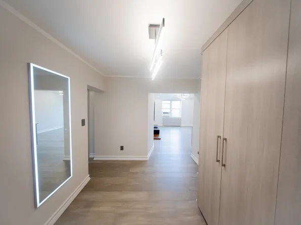 2531 East 7th Street image 27 of 37