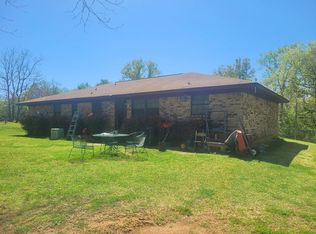 1214 S Magnolia St, Palestine, TX