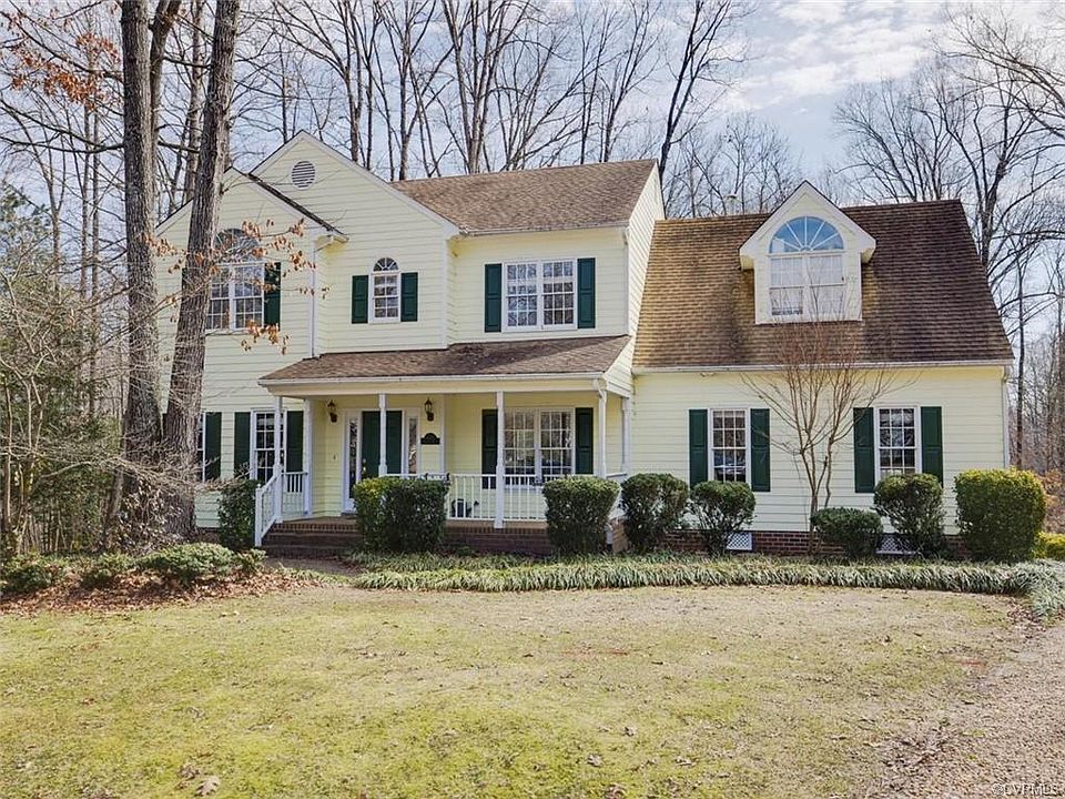 1st image of 8212 Redberry Ln