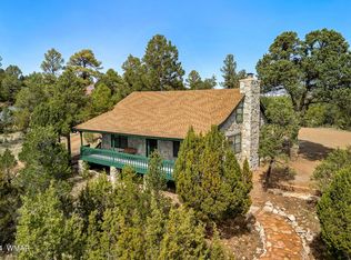 2264 Green Cove Dr, Overgaard, AZ 85933
