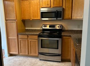 7 Hawthorne Cir, South Burlington, VT 05403