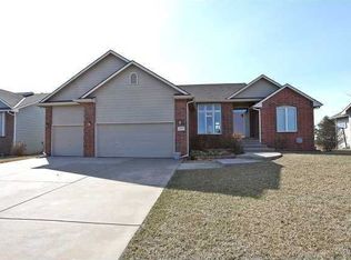 7415 E Castle Pines St, Wichita, KS 67226