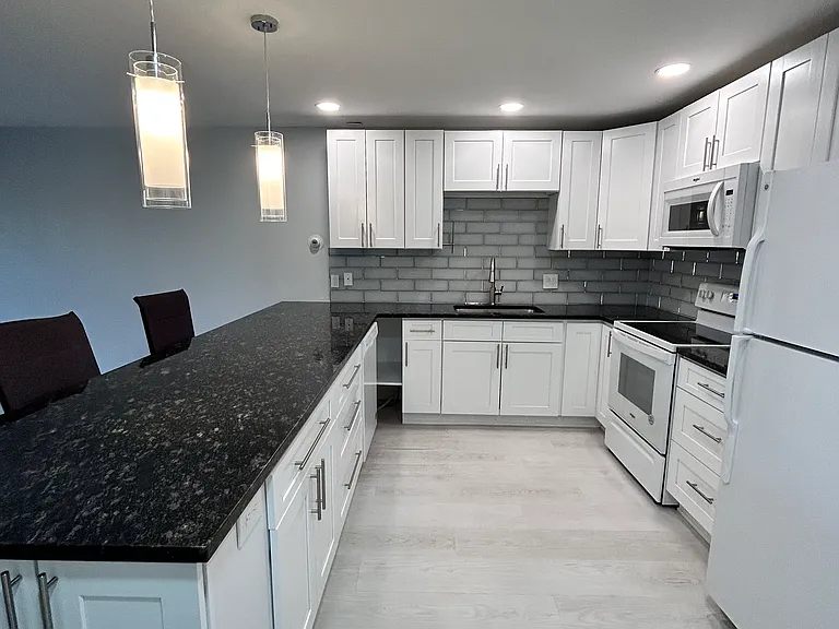 13800 E Marina Dr — Photo 1