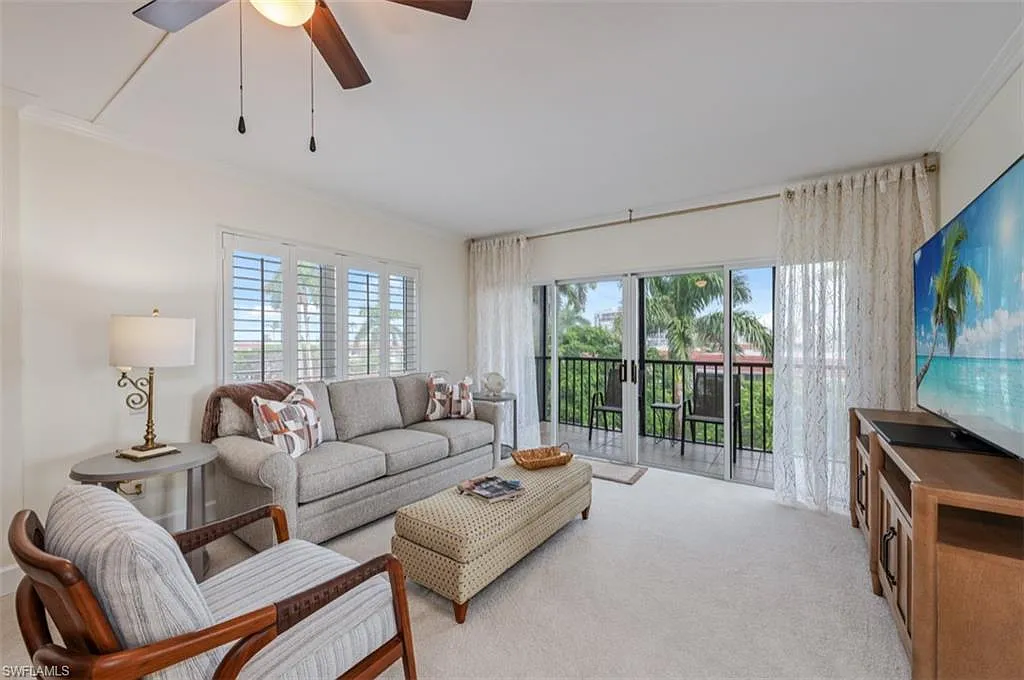 1 bed, 1.0 bath, 682 sqft, $6,000 — Photo 3