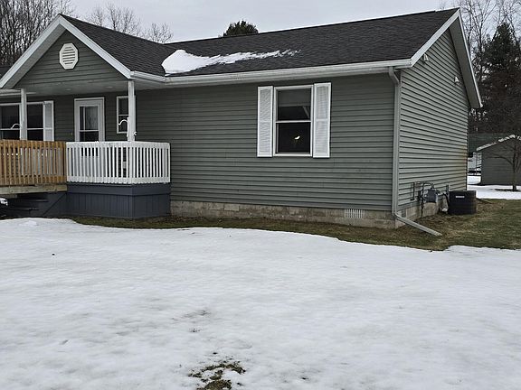 2nd image of 2573 McLaughlin Ave