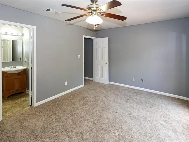5461 Park Pl S — Photo 27