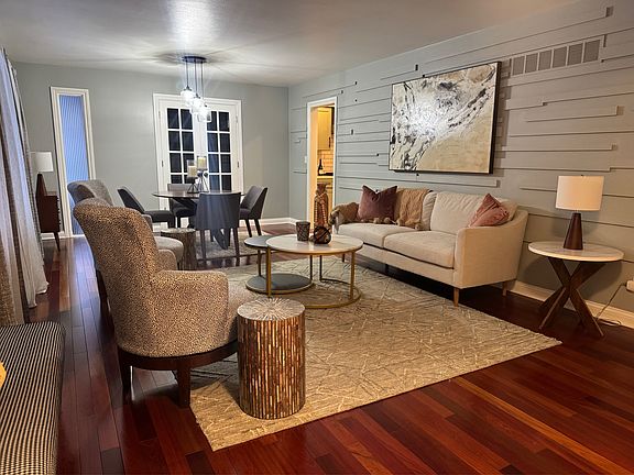 2nd image of 1014 Saint Andrews Way