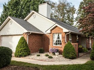 363 Retrac Rd, Lexington, KY 40503