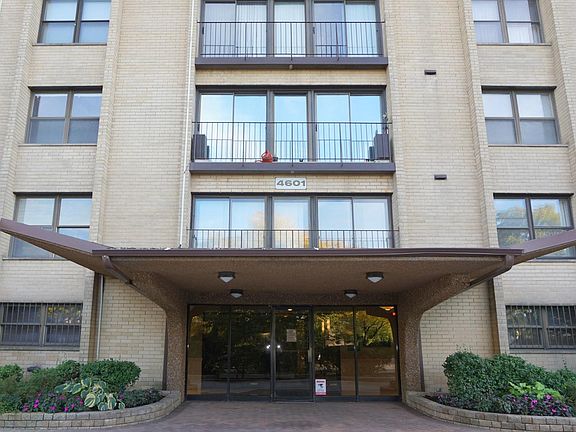 2nd image of 4601 W Touhy Ave APT 709