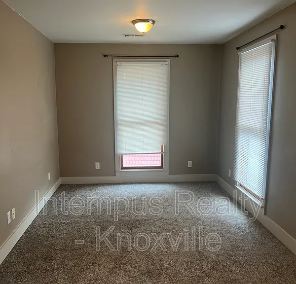229 Deaderick Ave — Photo 33