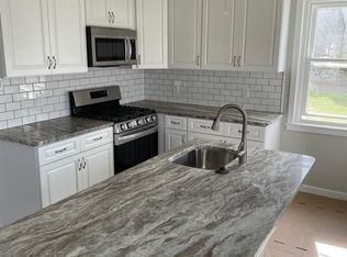 4051 Chestnut St, Emmaus, PA 18049