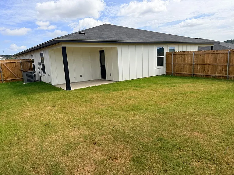 983 Cline Dr — Photo 24