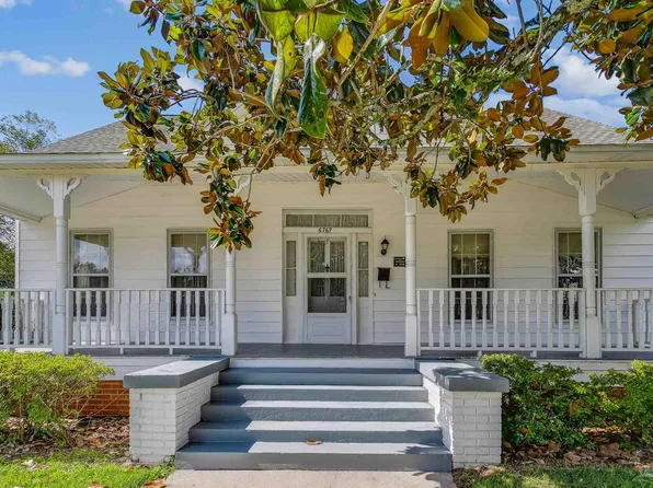 6767 Berryhill St, Milton, FL 32570