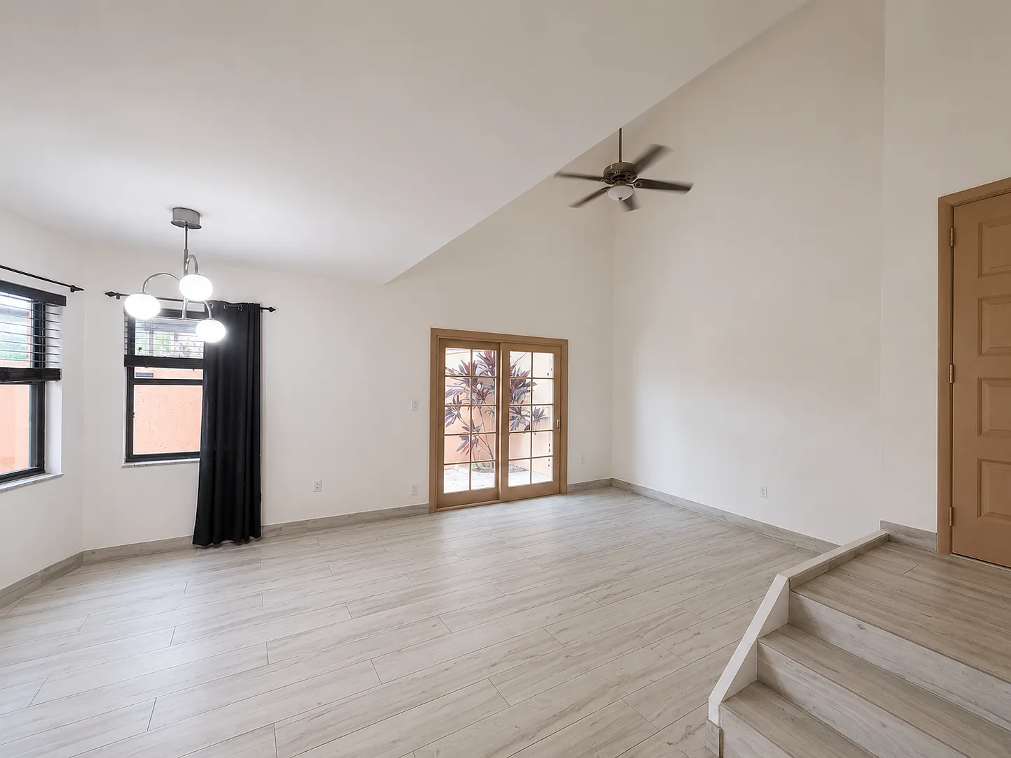 2 bed, 2.5 bath, 1232 sqft, $2,850 — Photo 1