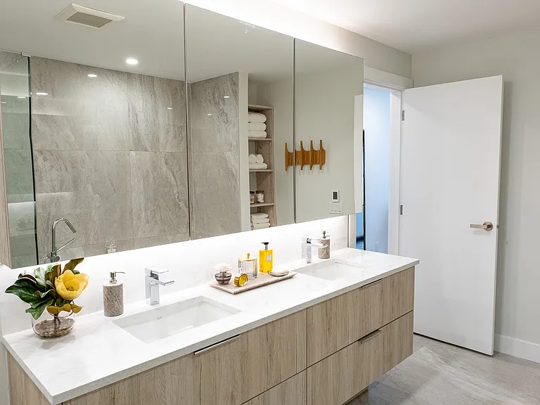 423 6th St #Townhouse 2 — Photo 10
