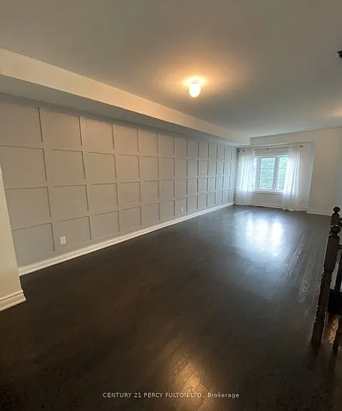 47 Dryden Way — Photo 3