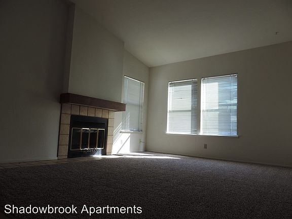 2nd image of 401 Forest Knoll Dr APT 2