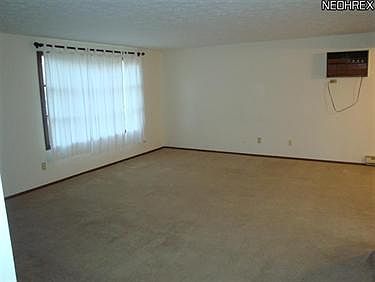4th image of 4608 Ashland Ave
