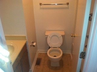 3rd image of 102 Andrea Dr