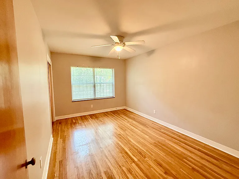 1816 Galloway Ave — Photo 15