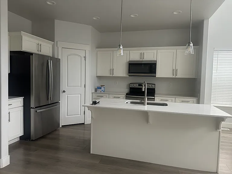 4336 W Watchmen Way — Photo 9