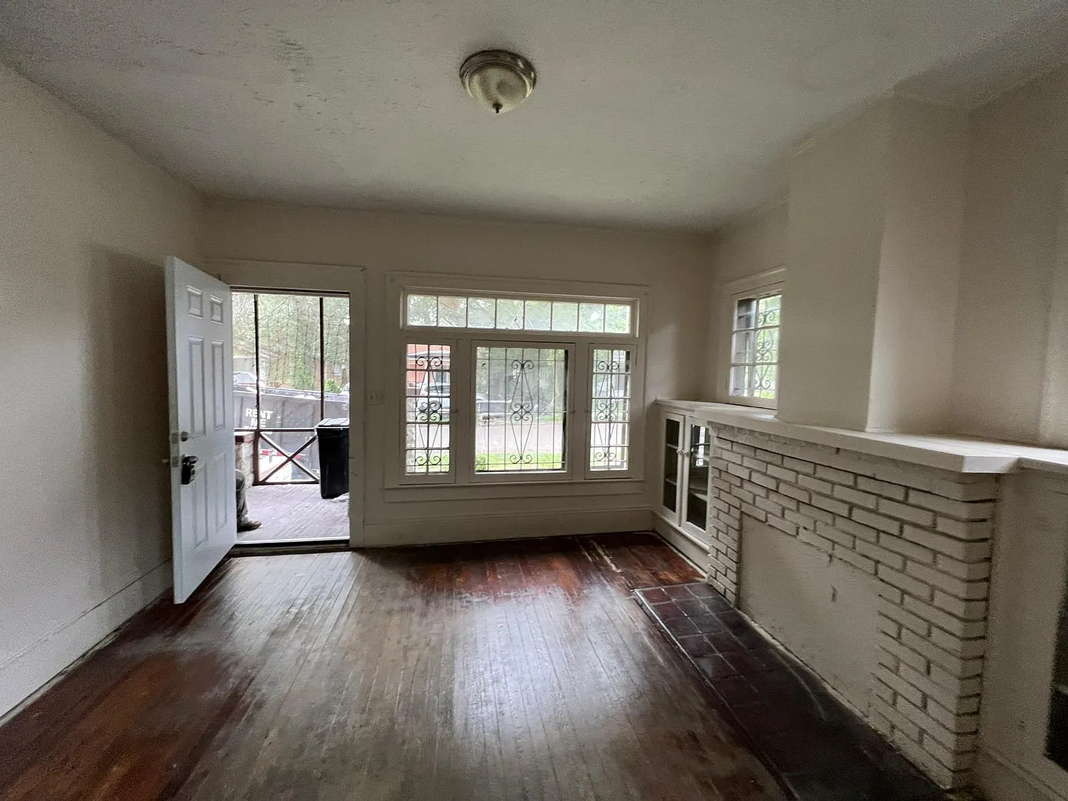 45 22nd St W — Photo 4