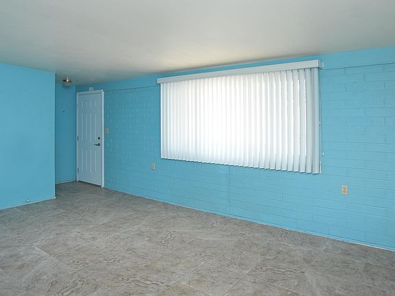 5th image of 5037 S Cherry Ave