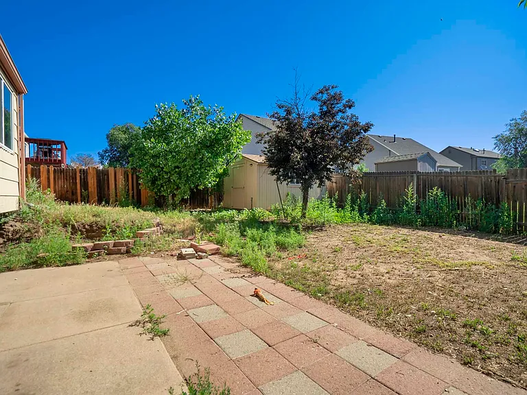 2625 Plymouth Dr — Photo 10